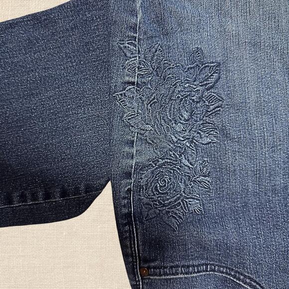Embroidered Denim Blue Jeans - Picture 2 of 7